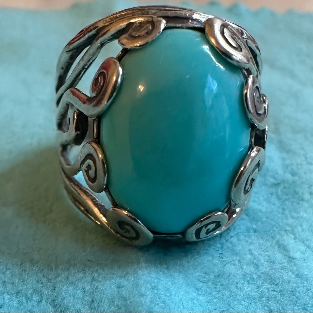 Stirling silver turquoise cabochon ring. Size 7.5
